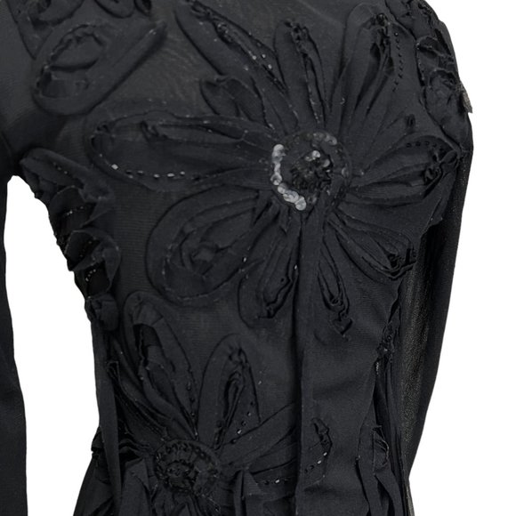 Black top with large black flower - Picture 5 of 6
